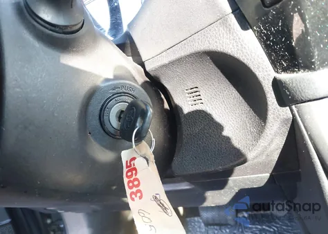 2015 Toyota Corolla L z USA, uszkodzony, nr VIN 2T1BURHEXFC307014